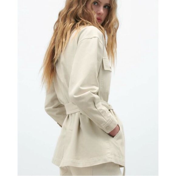 NWOT Zara Denim Jacket with Belt in Ice Color, Size Medium - Picture 9 of 16
